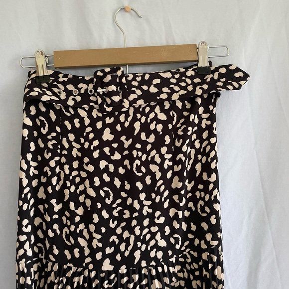 Bardot Classic Buckle Pleated Midi Skirt - Picture 7 of 7